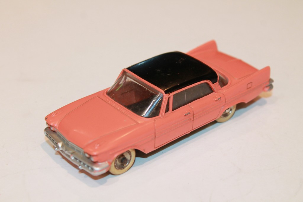 DESOTO 59 DIPLOMAT DINKY TOYS 1/43°