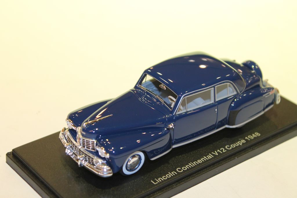 LINCOLN CONTINENTAL V12 BLEU 1948 NEO SCALES MODELS 1/43°