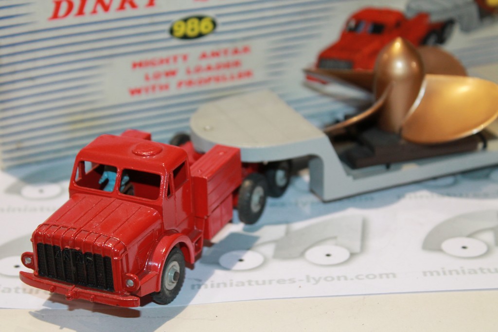 MIGHTY ANTAR LOW LOADER DINKY SUPERTOYS 986