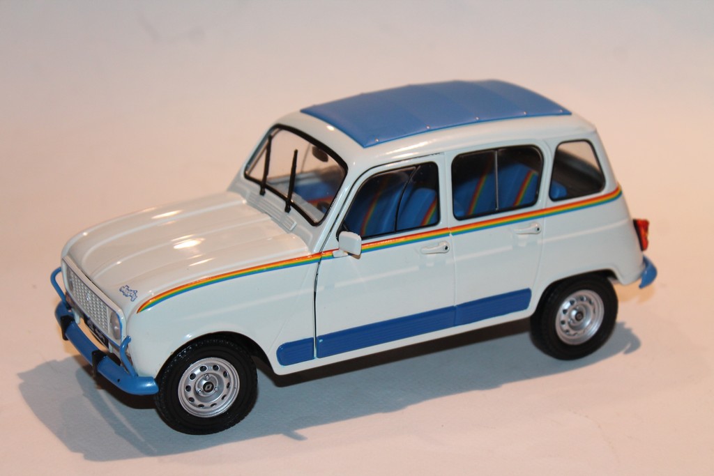 RENAULT 4L JOGGING 1981 SOLIDO 1/18°