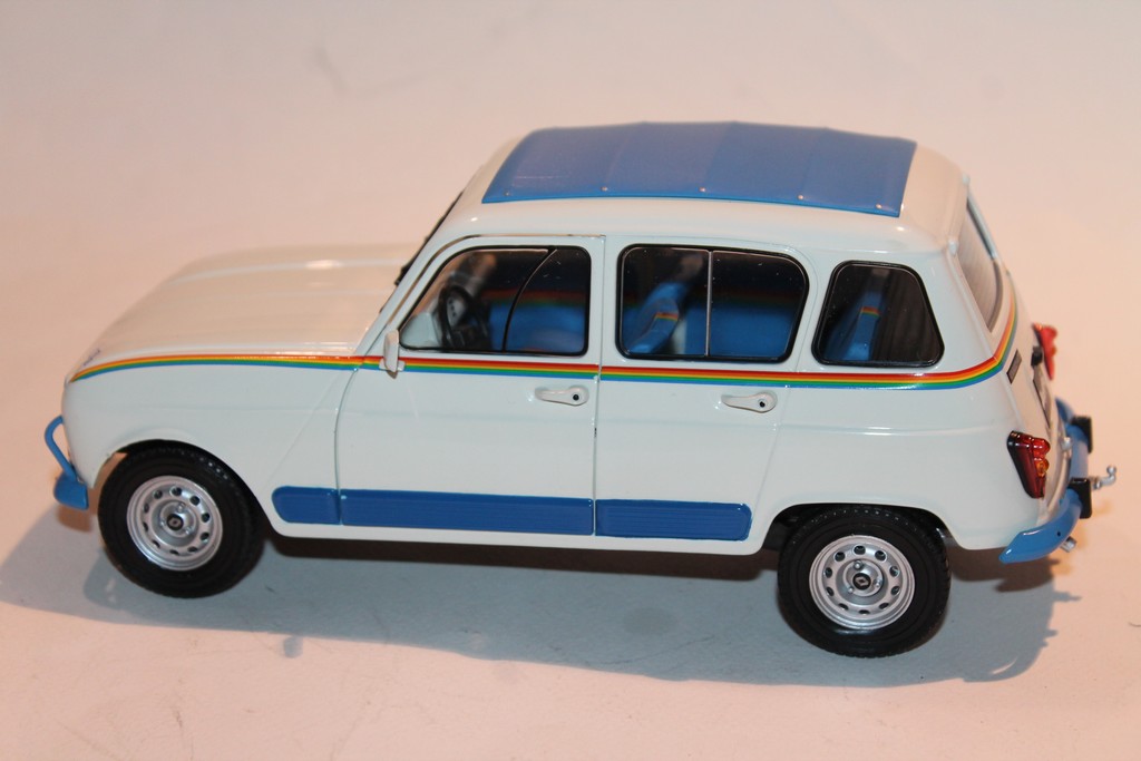 RENAULT 4L JOGGING 1981 SOLIDO 1/18°