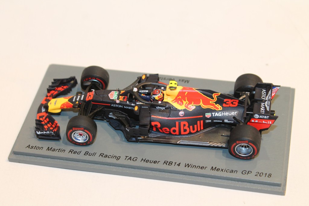 2021新入荷 新品 1 43 スパーク SPARK Red Bull Racing-TAG Heuer