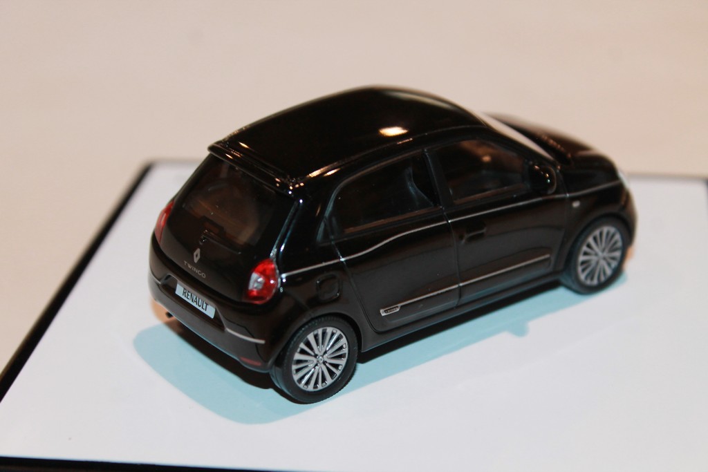 Twingo on sale 3 miniature