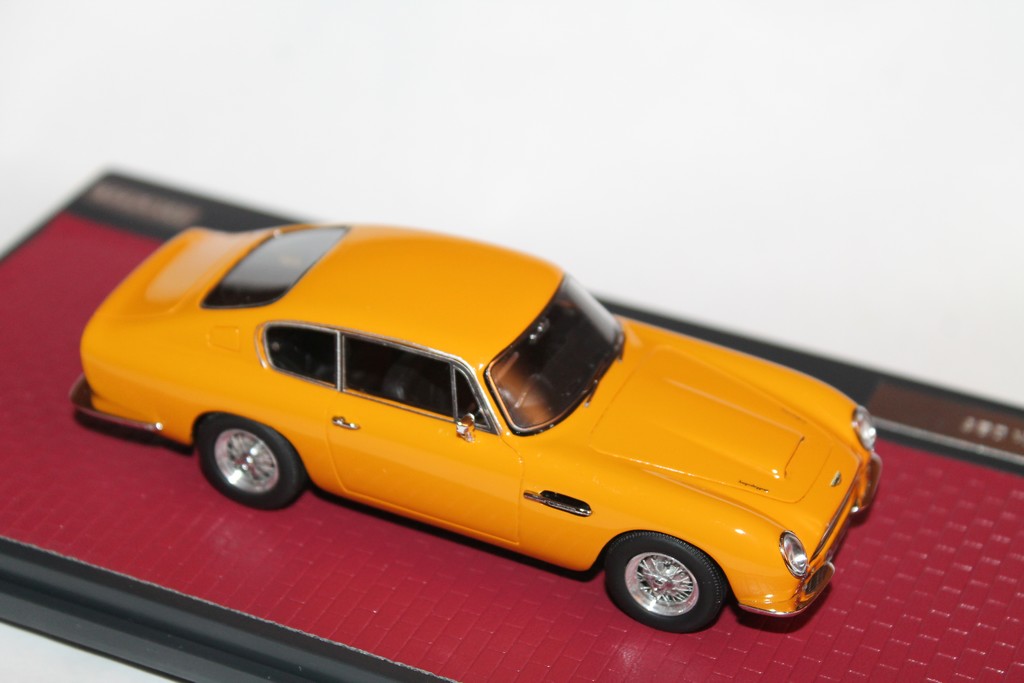 ASTON MARTIN DB6 VANTAGE MATRIX 1/43