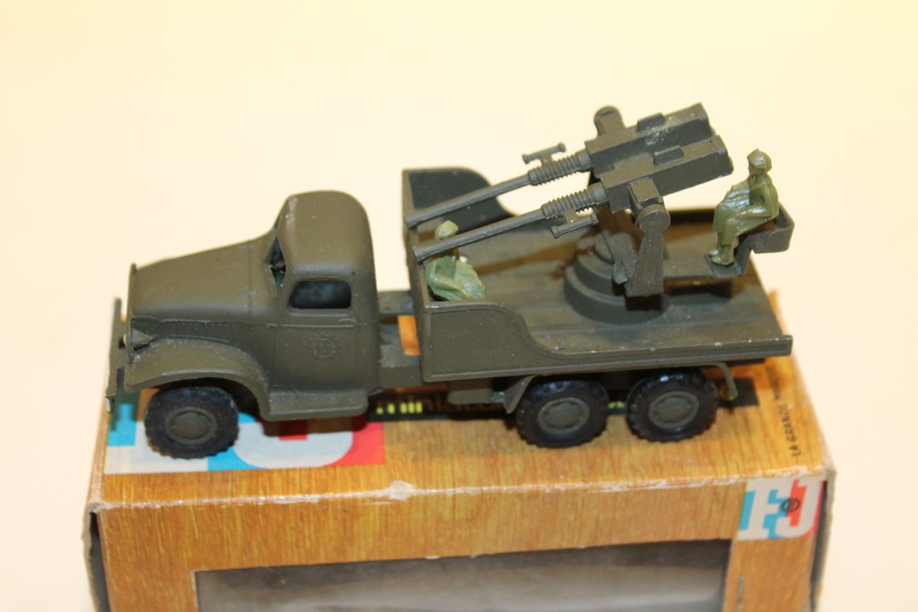 jouets militaires miniatures