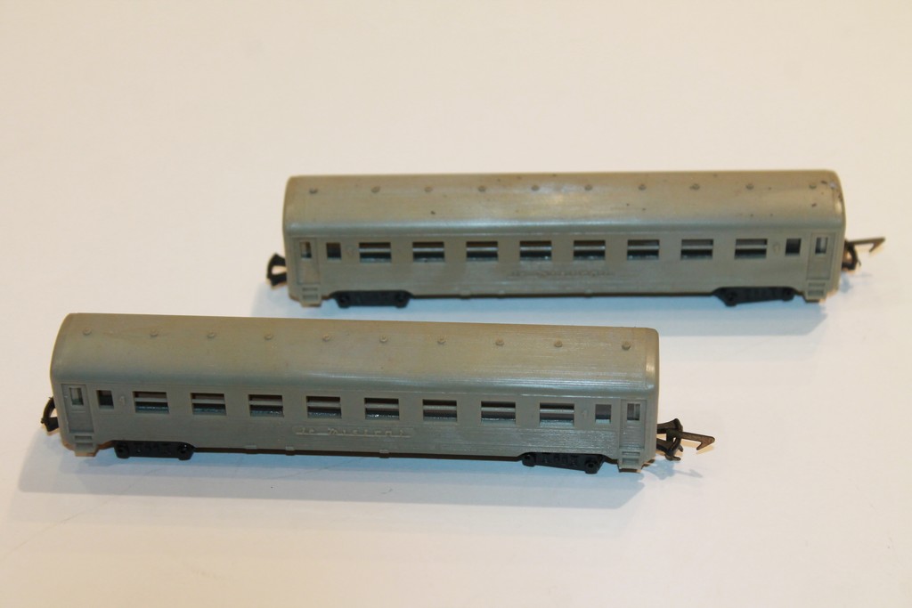 LOT LOCOMOTIVE + 2 WAGONS RAIL ROUTE MAJORETTE 1/66°