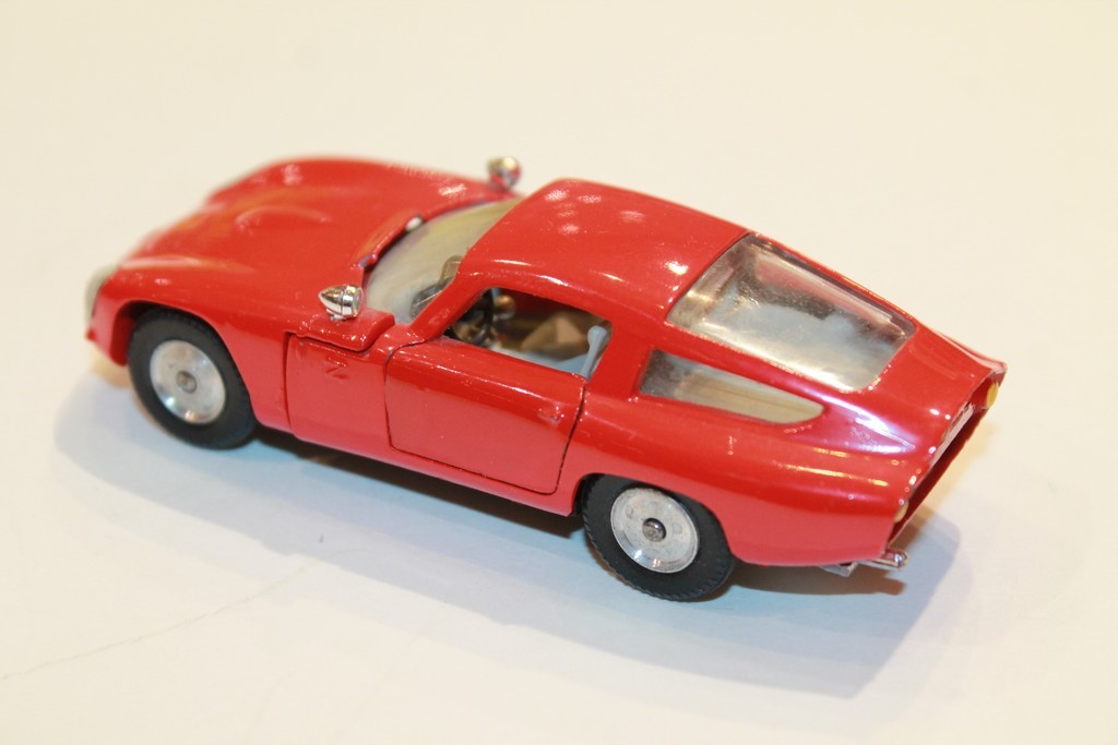 ALFA ROMEO GIULIA TZ ROUGE POLITOY 1/43°