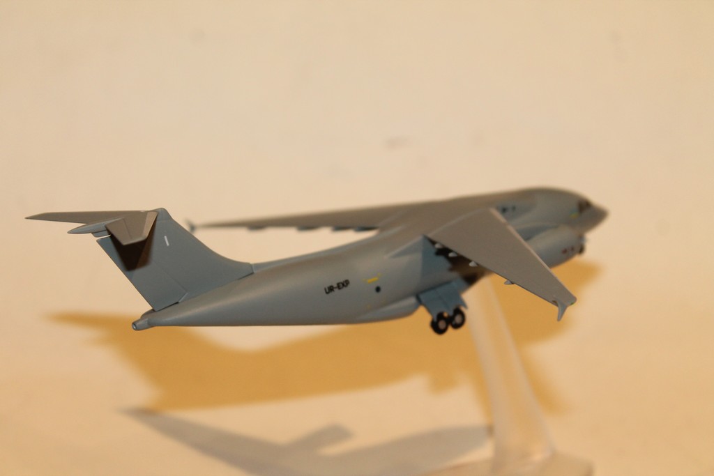 ANTONOV AN-178 DESIGN BUREAU 1989 HERPA 1/200°