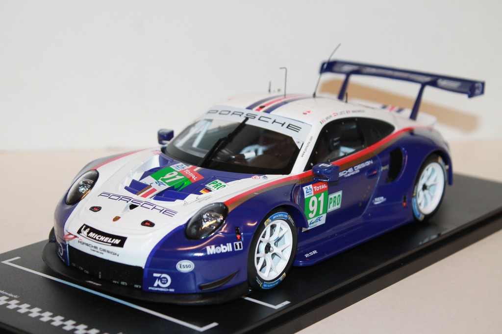 PORSCHE 911 RSR N°91 24H LM 2018 IXO 1/18°