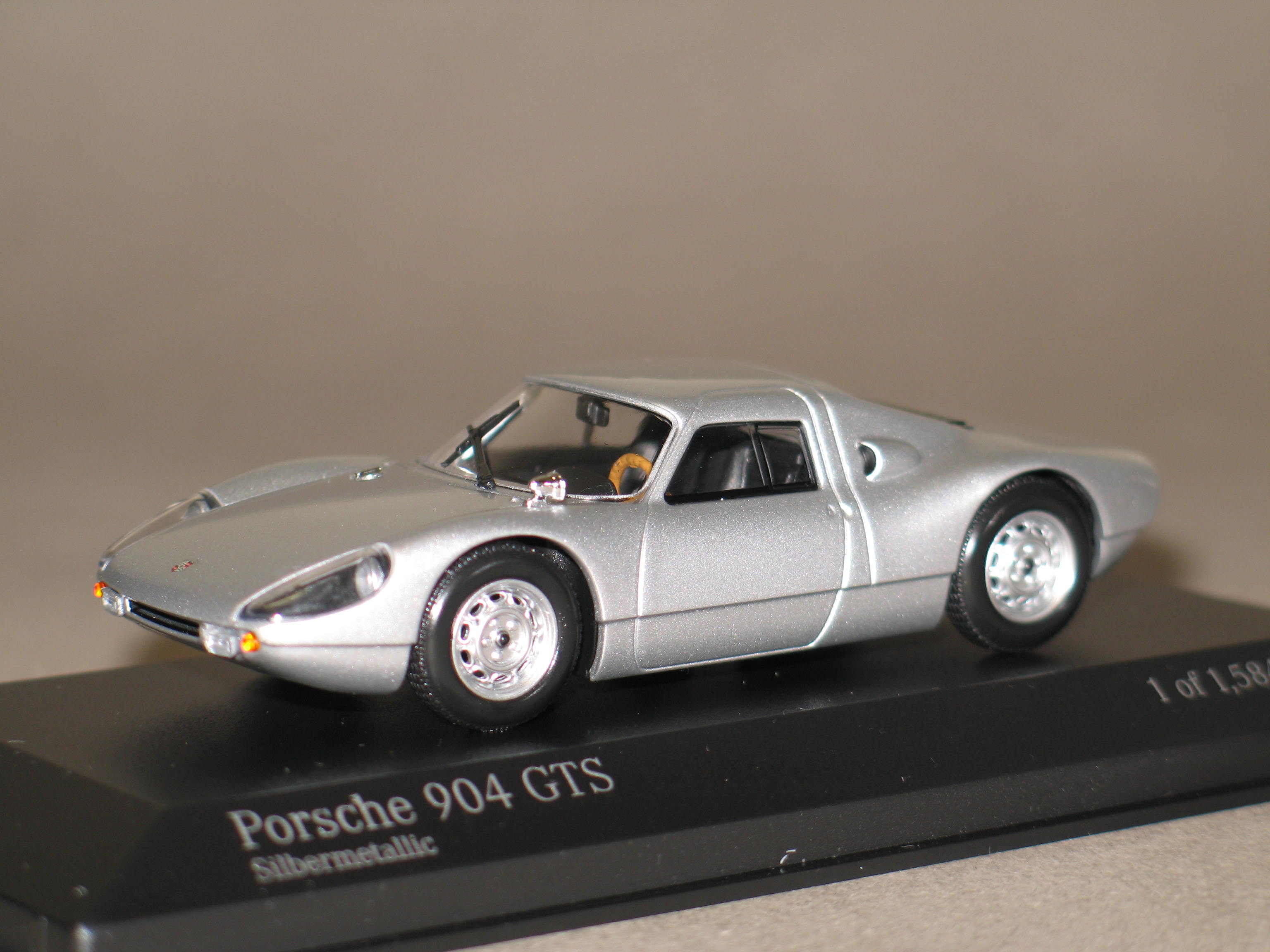 PORSCHE 904 GTS 1964 MAXICHAMPS 1/43°